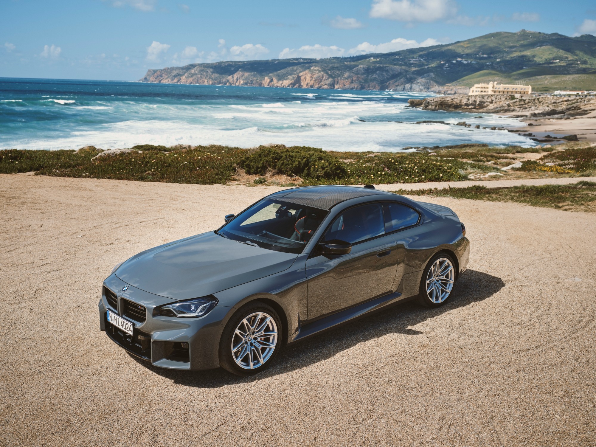 BMW alustab augustis uuendatud 2. seeria ja M2 tootmist