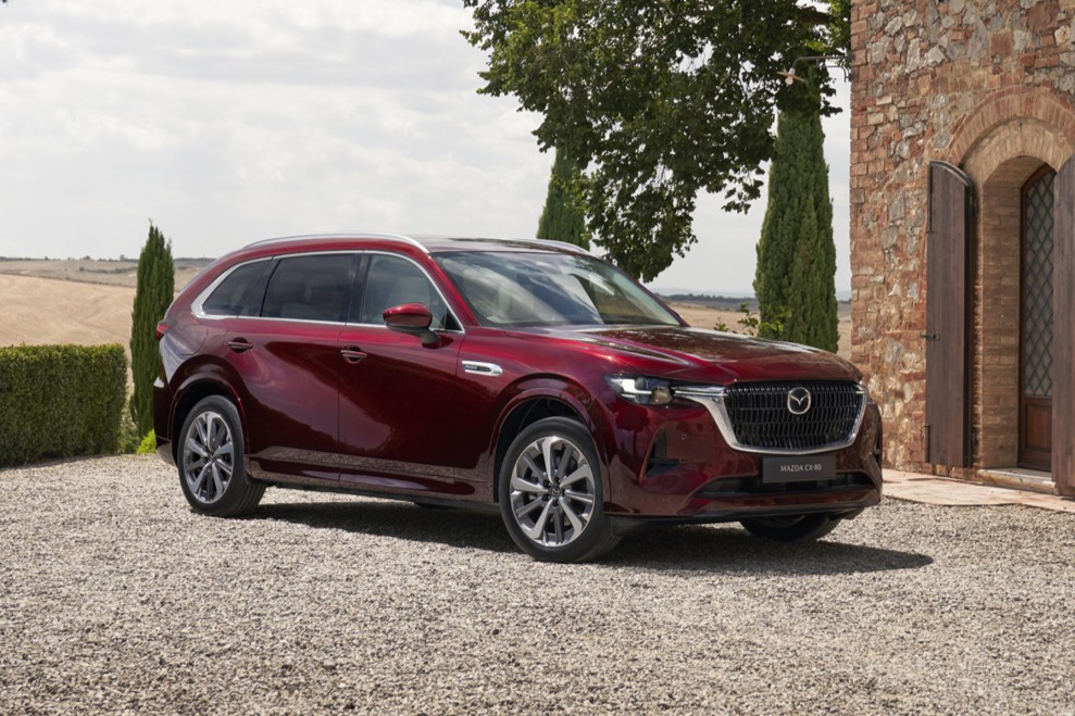 Eestisse jõudnud seitsmekohalise linnamaasturi Mazda CX-80 hind algab 53 900 eurost